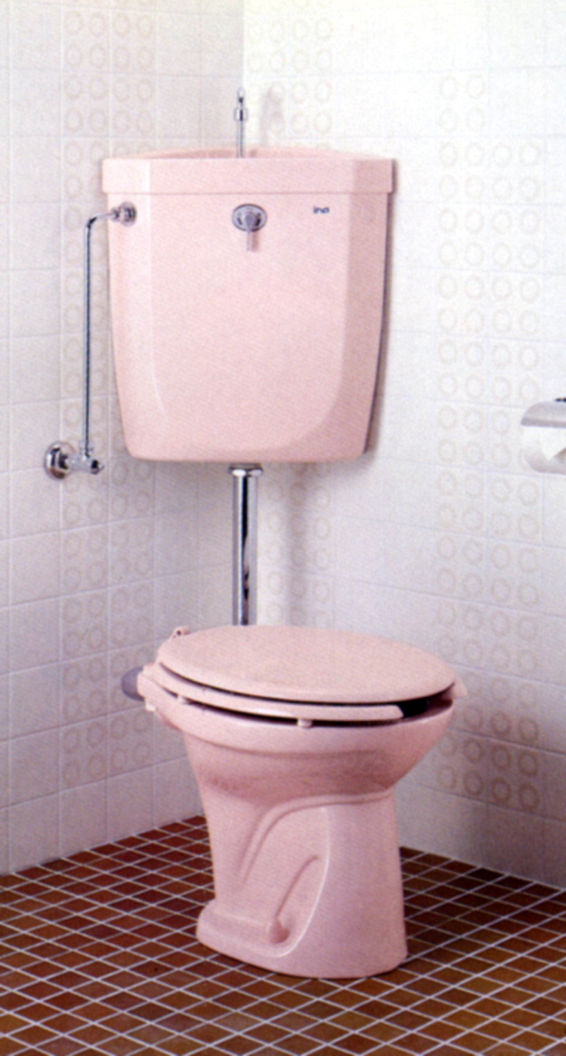 伊奈製陶（現・LIXIL）製、手洗付ロータンクトイレ（1979）