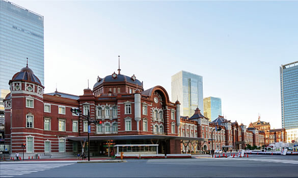LIXIL ビジネス情報 | 東京駅丸の内駅舎復原にみる「タイルの原点」 | ものづくり | 建築・設計関連コラム