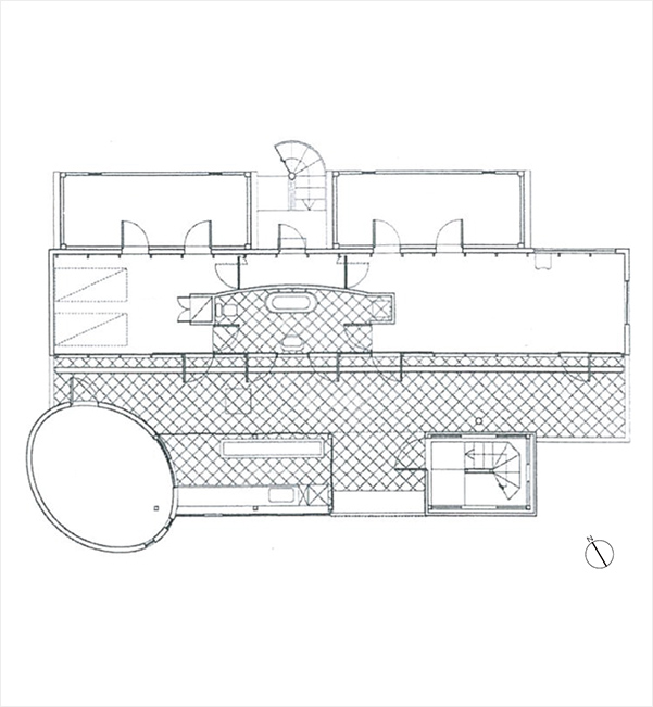 図7：室伏次郎「スタジオK」（『新建築』9810） 3階平面図