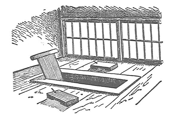図10-2：内部。掃き出しの地窓が描かれている。